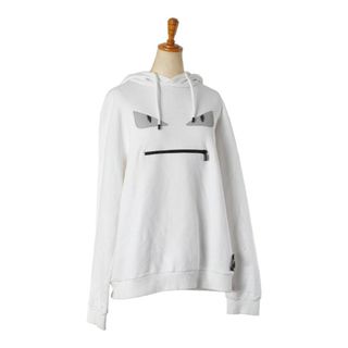 FENDI(パーカー)のフリマアイテム一覧 FENDI(パーカー)のフリマアイテム一覧