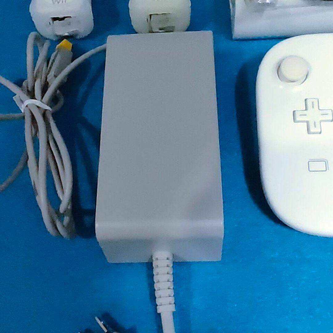 WiiU本体 太鼓の達人 タタコン2個 マリオカートWii箱付き Wii