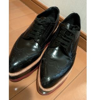 PRADA - PRADA ブラッシュド レザー ダービー シューズの通販 by PRADA - PRADA ブラッシュド レザー ダービー シューズの通販 by