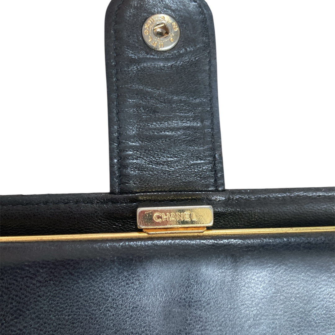 CHANEL オールドシャネル　ラムレザー　ガマ口　長財布　ココマーク　ブラック CHANEL オールドシャネル ラムレザー ガマ口 長財布 ココマーク