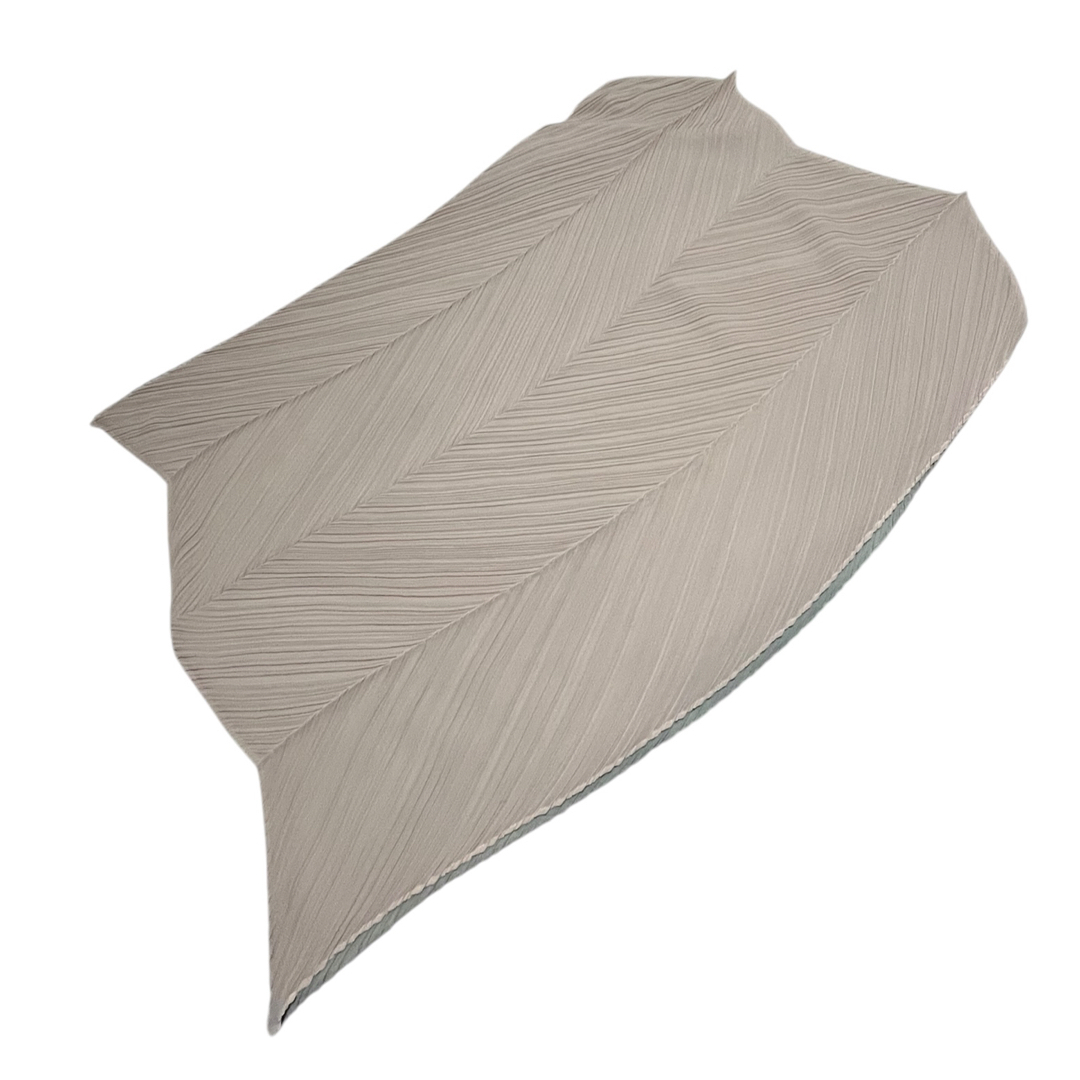 PLEATS PLEASE ISSEY MIYAKE - PLEATS PLEASE ISSEY MIYAKE O PLEATS PLEASE ISSEY MIYAKE - PLEATS PLEASE ISSEY MIYAKE O