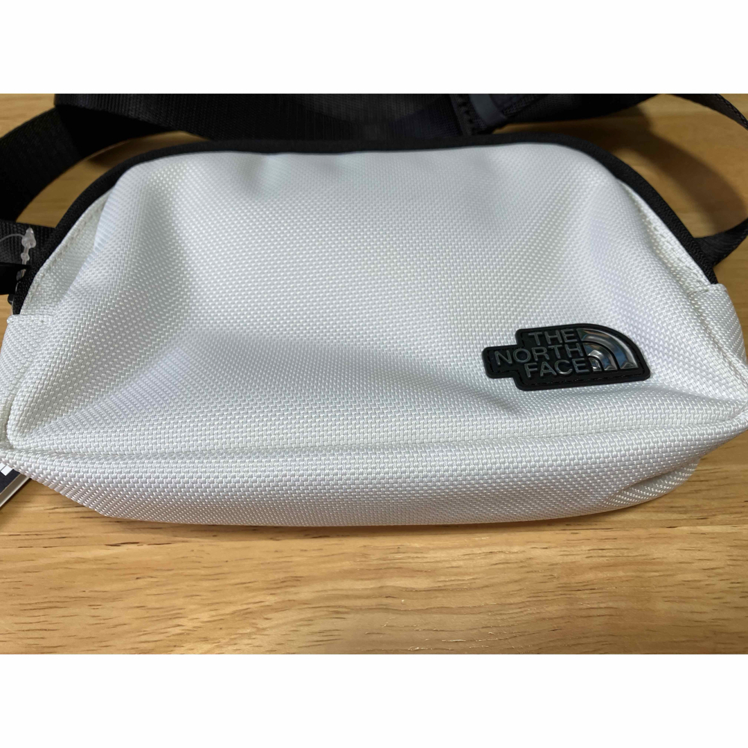 THE NORTH FACE - 新品未使用 ノースフェイス 韓国限定 ウエスト THE NORTH FACE - 新品未使用 ノースフェイス 韓国限定 ウエスト