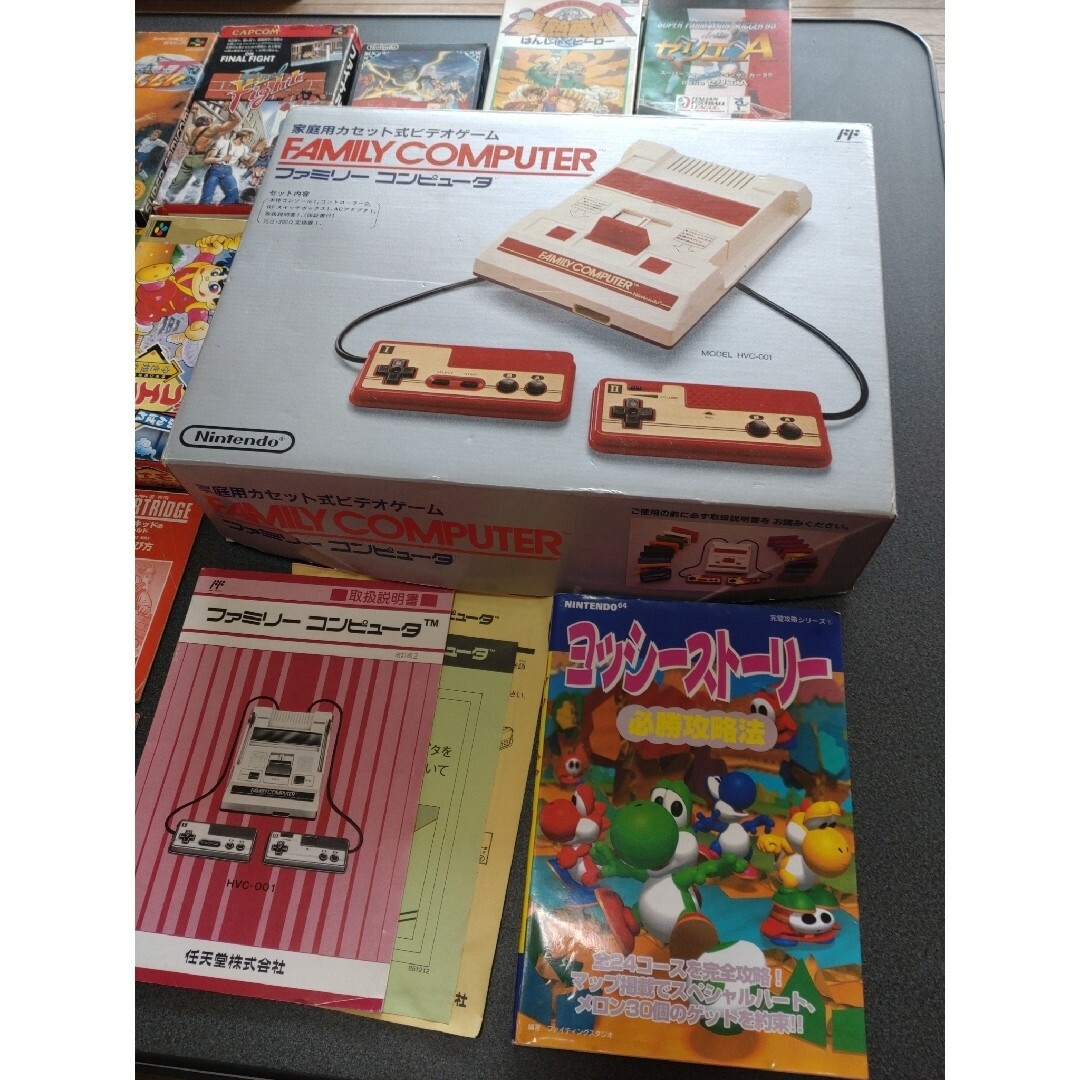 美品ファミコン本体箱説、ファミコン/スーファミソフト箱 美品ファミコン本体箱説、ファミコン/スーファミソフト箱