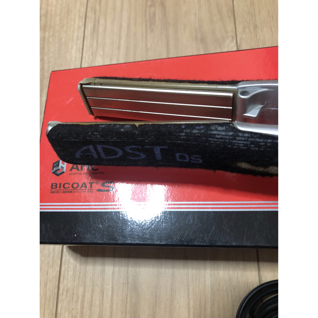 ADST - アドストDS adst ds ヘアアイロンの通販 by オラオラ休業 ADST - アドストDS adst ds ヘアアイロンの通販 by オラオラ休業