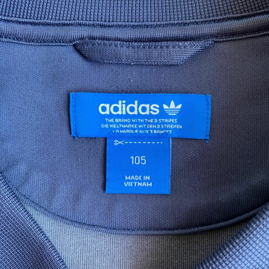 adidas - アディダス スウェット センターロゴ 袖ロゴ 刺繍 紺 adidas - アディダス スウェット センターロゴ 袖ロゴ 刺繍 紺