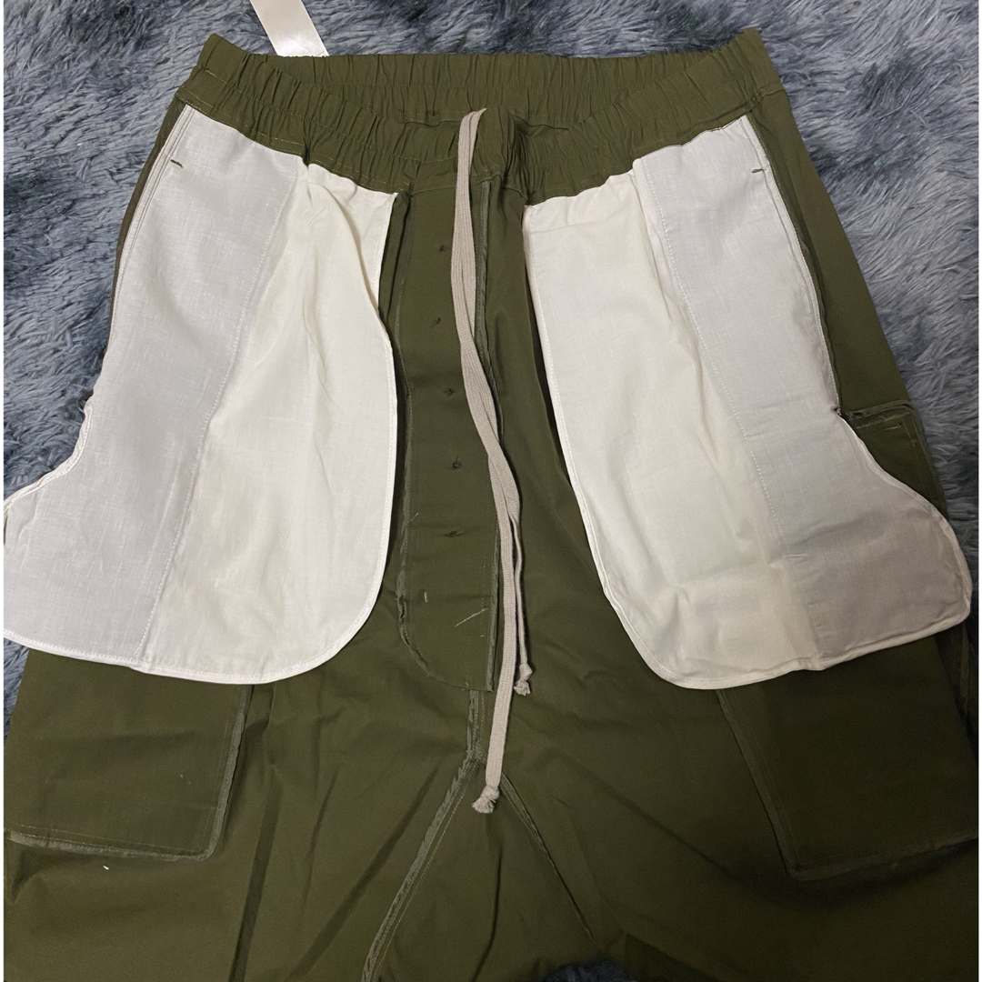 Rick Owens - Rick Owens Pods Cargo Shorts TE カーキの通販 by Rick Owens - Rick Owens Pods Cargo Shorts TE カーキの通販 by