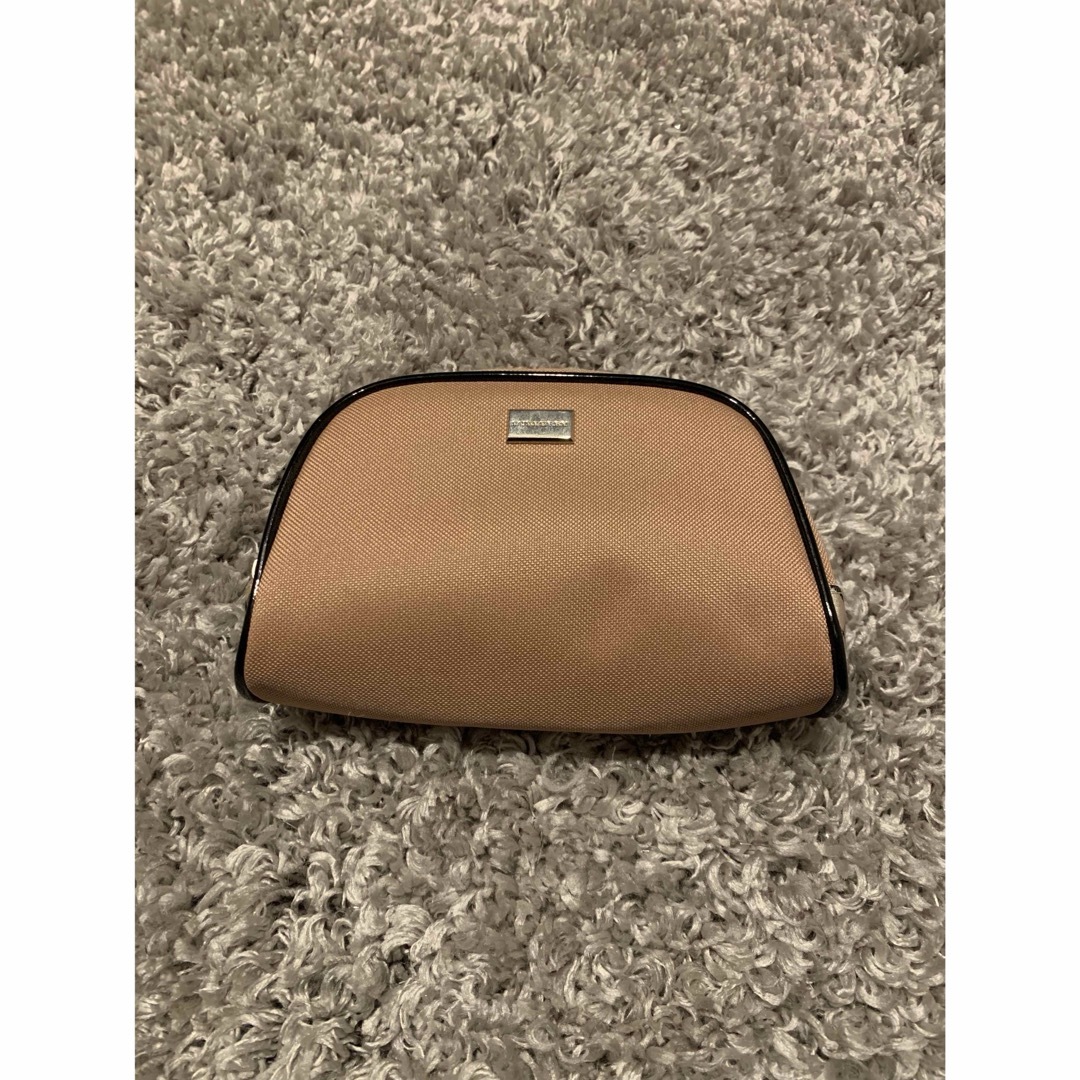 BURBERRY - Burberry 化粧ポーチの通販 by いらないもの処分し BURBERRY - Burberry 化粧ポーチの通販 by いらないもの処分し