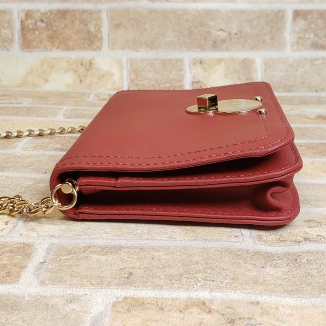 LONGCHAMP - 未使用 ロンシャン ☆ レザー チェーン お財布 LONGCHAMP - 未使用 ロンシャン ☆ レザー チェーン お財布