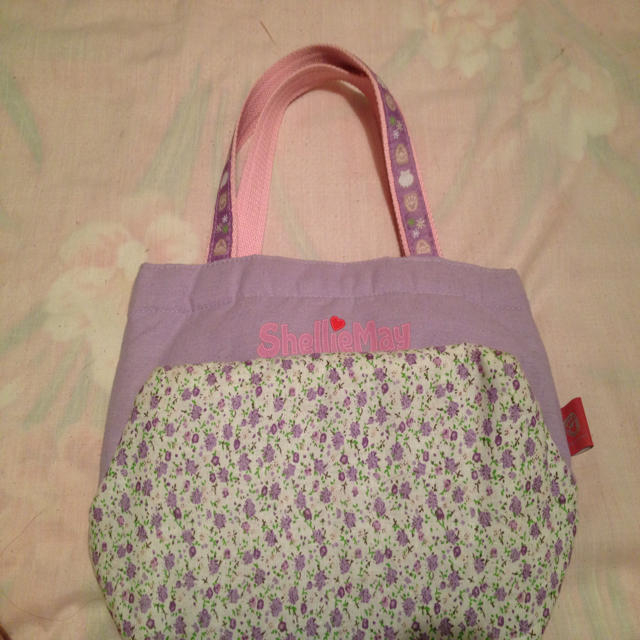 Disney(ディズニー)の赤ずきんさん4月7日までお取り置き＊ レディースのバッグ(トートバッグ)の商品写真