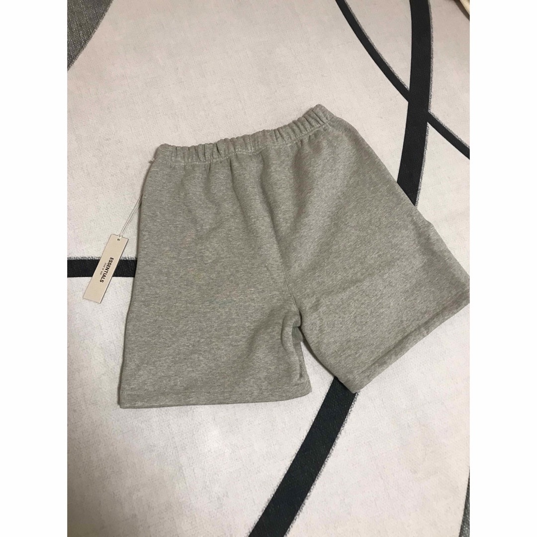 FEAR OF GOD - FOG Essentials ショートパンツ ディープグレー M FEAR OF GOD - FOG Essentials ショートパンツ ディープグレー M