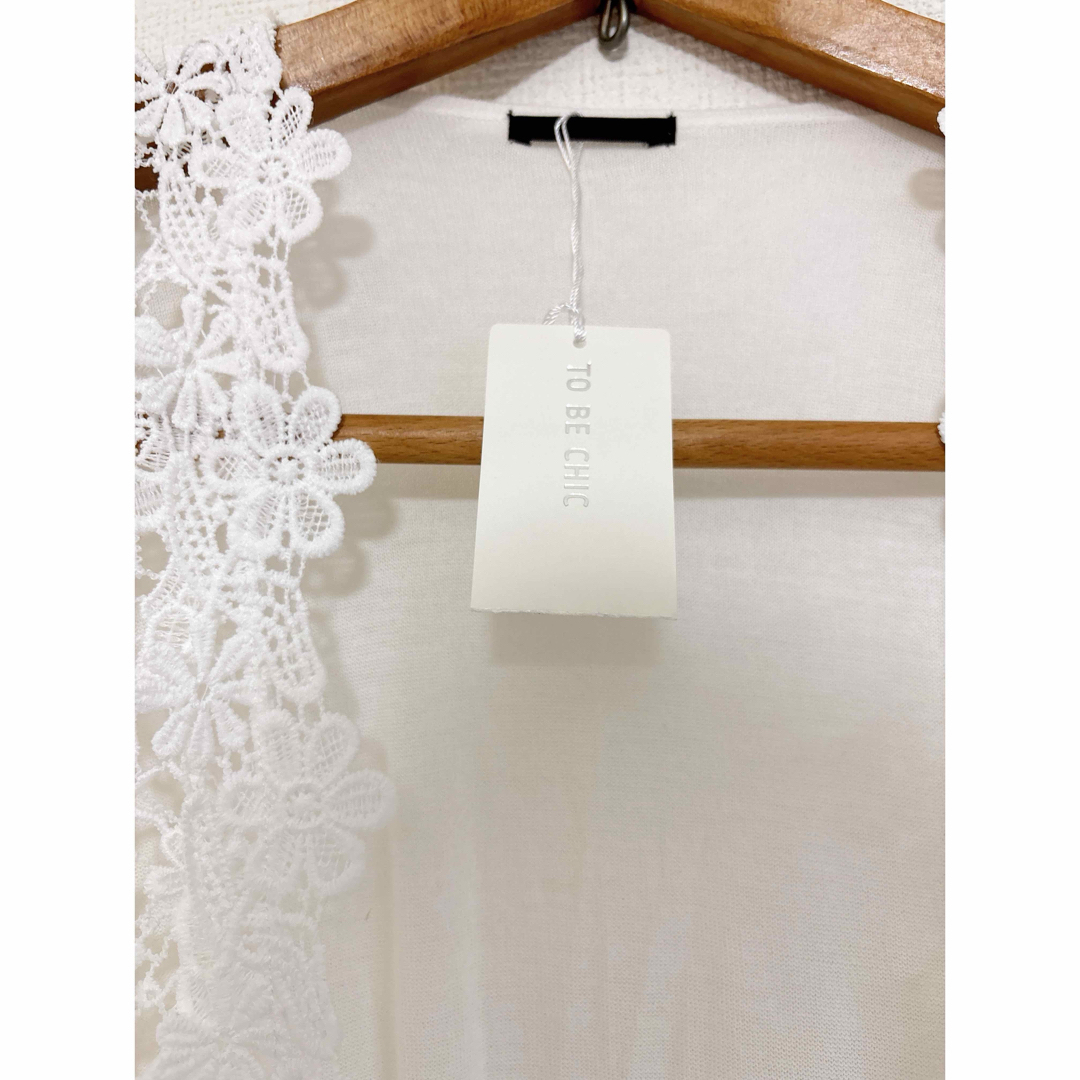 TO BE CHIC - TOBECHIC 新品 白色花柄レース ジレ Free sizeの TO BE CHIC - TOBECHIC 新品 白色花柄レース ジレ Free sizeの