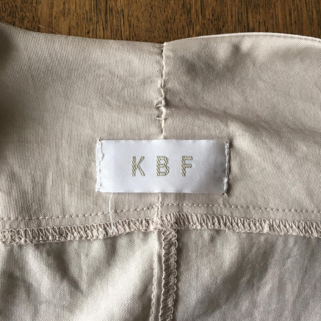 KBF(ケービーエフ)のカーディガン Ｆ ケービーエフ レディースのトップス(カーディガン)の商品写真