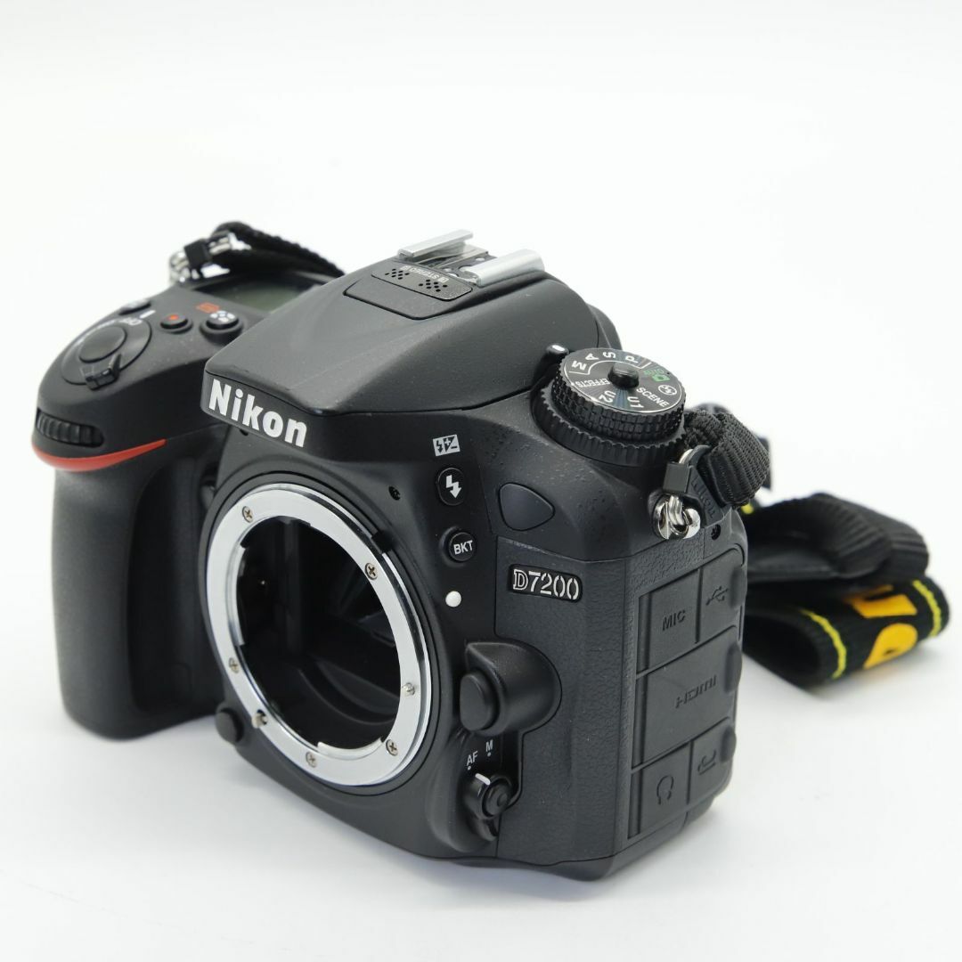Nikon - 【シャッター回数3622回】□ほぼ新品□ Nikon D7200の Nikon - 【シャッター回数3622回】□ほぼ新品□ Nikon D7200の