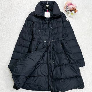 MONCLER(レザー ・ ダウンコート)のフリマアイテム一覧 MONCLER(レザー ・ ダウンコート)のフリマアイテム一覧