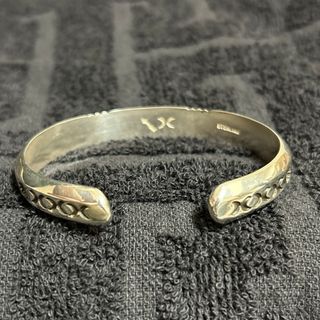cody sanderson フェザーカフ Sの通販 by M|ラクマ cody sanderson フェザーカフ Sの通販 by M|ラクマ