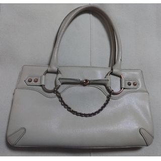 GUCCI(ホワイト/白色系)のフリマアイテム一覧 GUCCI(ホワイト/白色系)のフリマアイテム一覧
