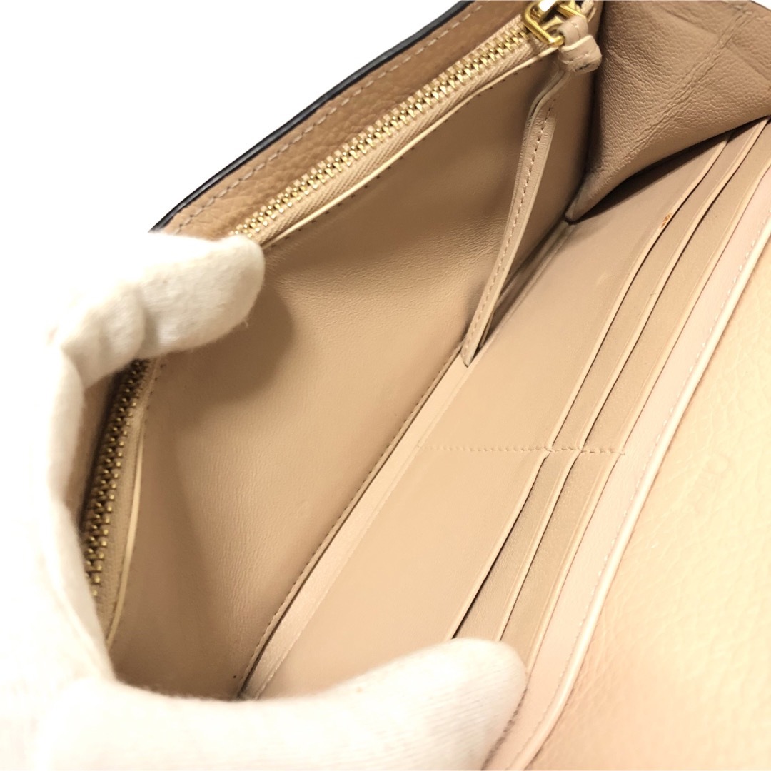 Chloe - 【美品】Chloe クロエ アルファベット 長財布 フラップ Chloe - 【美品】Chloe クロエ アルファベット 長財布 フラップ
