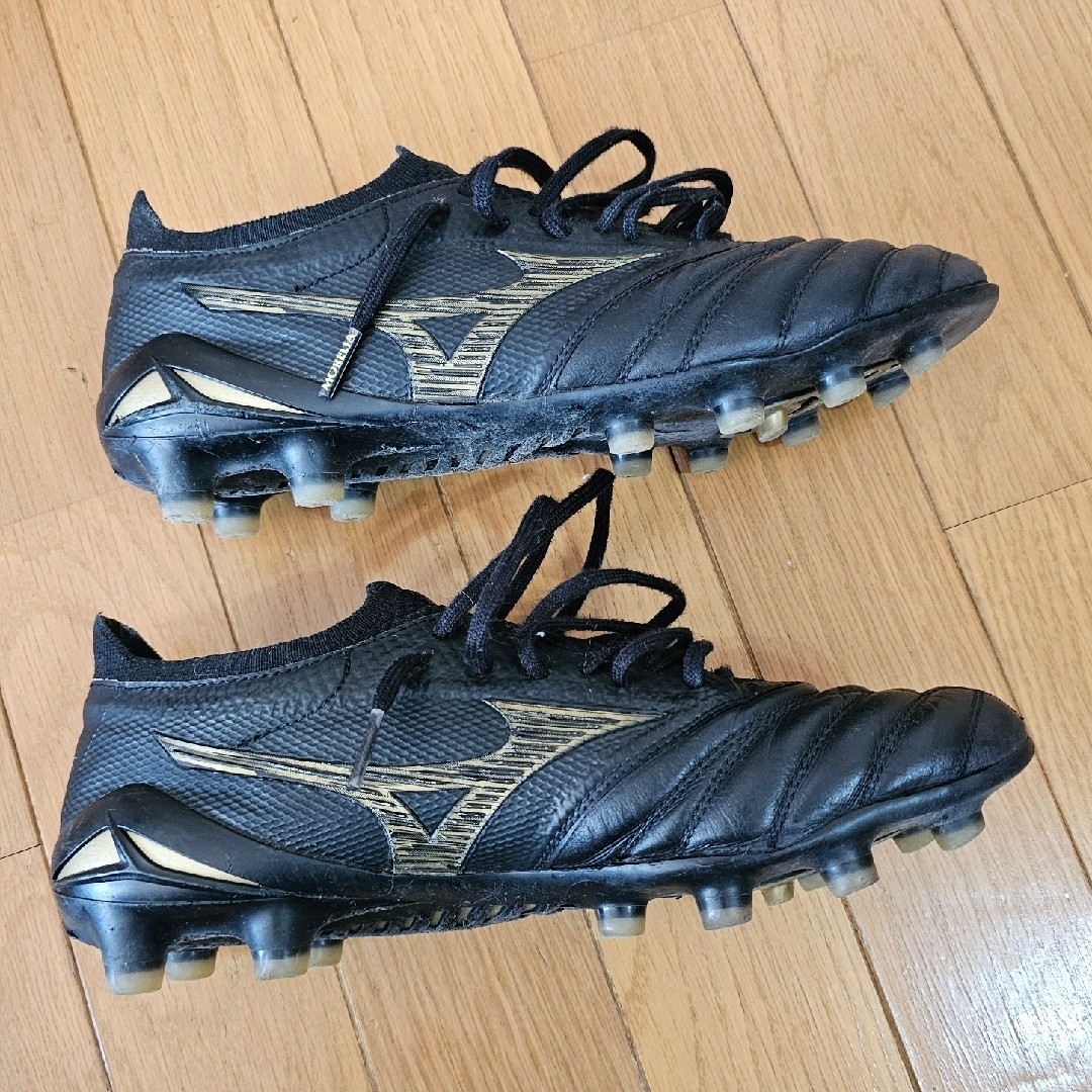 限定カラー ミズノ モレリアネオ4βジャパン 黒×金 25.5 の通販 限定カラー ミズノ モレリアネオ4βジャパン 黒×金 25.5 の通販