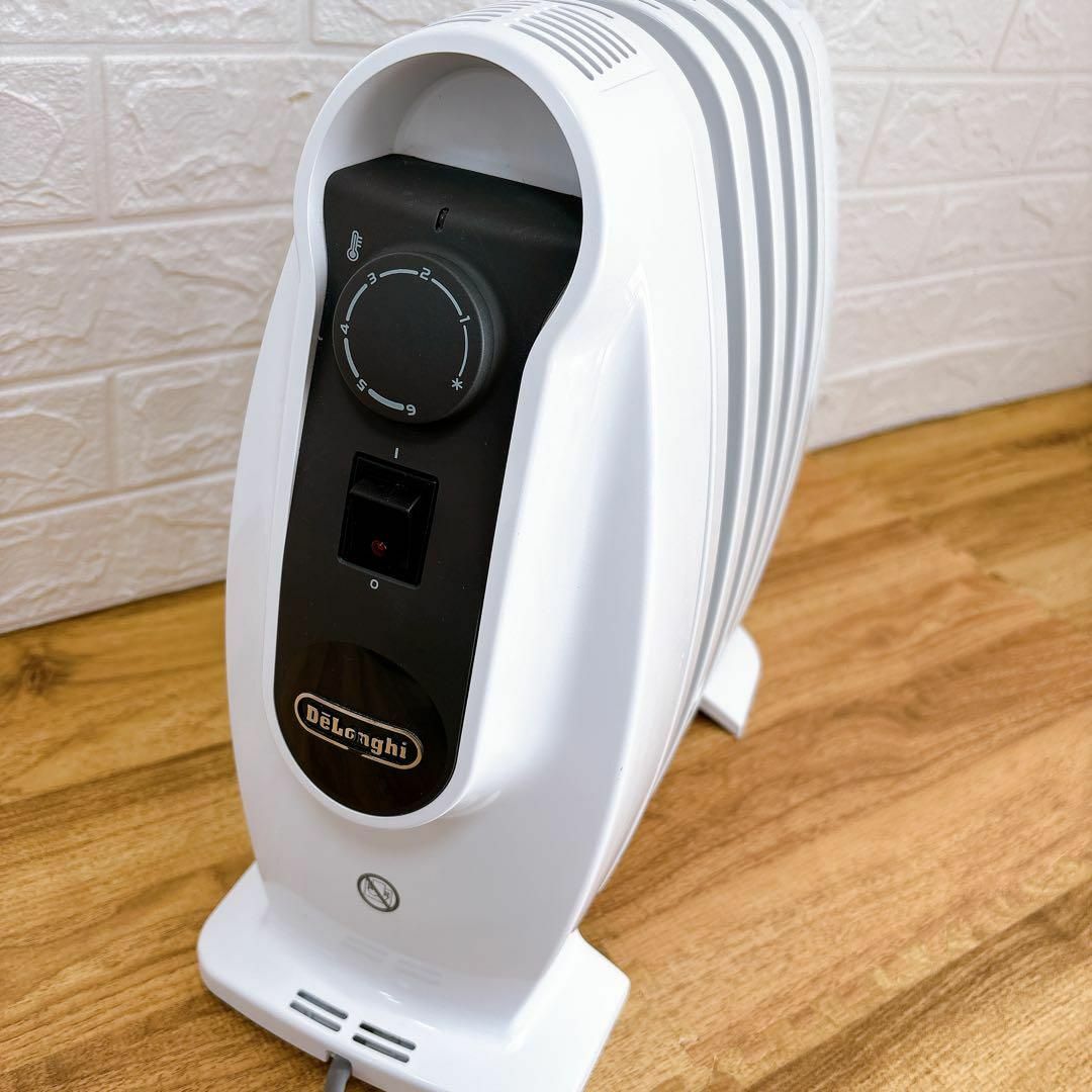 DeLonghi - 【美品】DeLonghi ミニオイルヒーター NJM0505 DeLonghi - 【美品】DeLonghi ミニオイルヒーター NJM0505