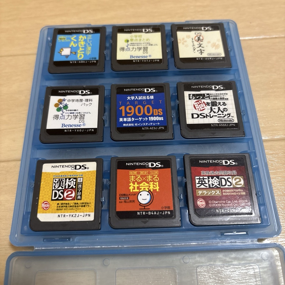ニンテンドーDS(ニンテンドーDS)の【ニンテンドーDS】学習系ソフト まとめ売り エンタメ/ホビーのゲームソフト/ゲーム機本体(携帯用ゲームソフト)の商品写真