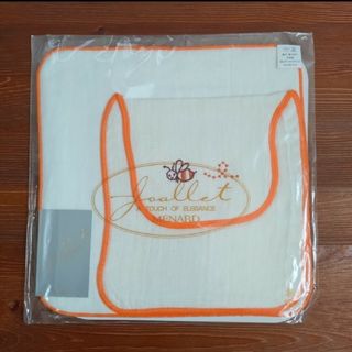 メナード(MENARD)の【新品】メナード　ガーゼスタイ　ガーゼハンカチ(ベビースタイ/よだれかけ)