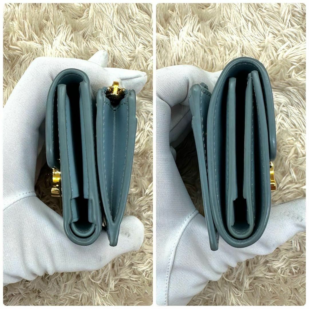 CELINE - 【美品】セリーヌ 三つ折財布 ライトブルー トリオンフ CELINE - 【美品】セリーヌ 三つ折財布 ライトブルー トリオンフ