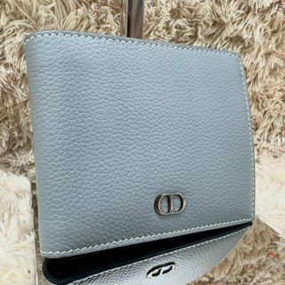 Christian Dior - 【未使用級】クリスチャンディオール 二つ折り Christian Dior - 【未使用級】クリスチャンディオール 二つ折り
