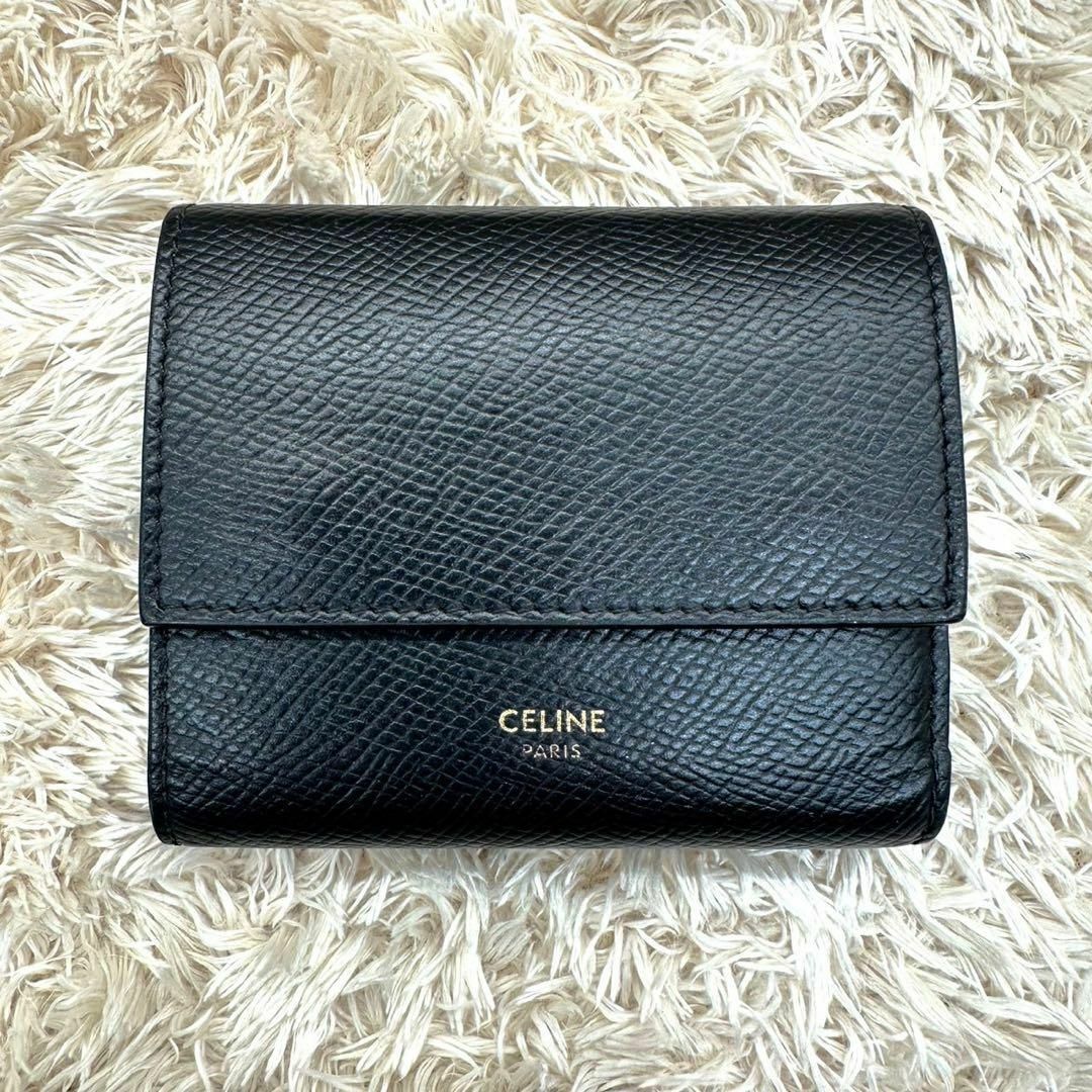 CELINE - 【美品】セリーヌ 三つ折財布 ブラック レザー トリ CELINE - 【美品】セリーヌ 三つ折財布 ブラック レザー トリ