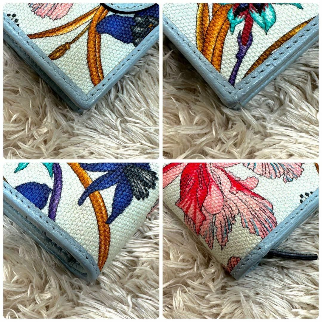 GUCCI - 【美品】グッチ 二つ折り財布 ライトブルー キャンバス GUCCI - 【美品】グッチ 二つ折り財布 ライトブルー キャンバス