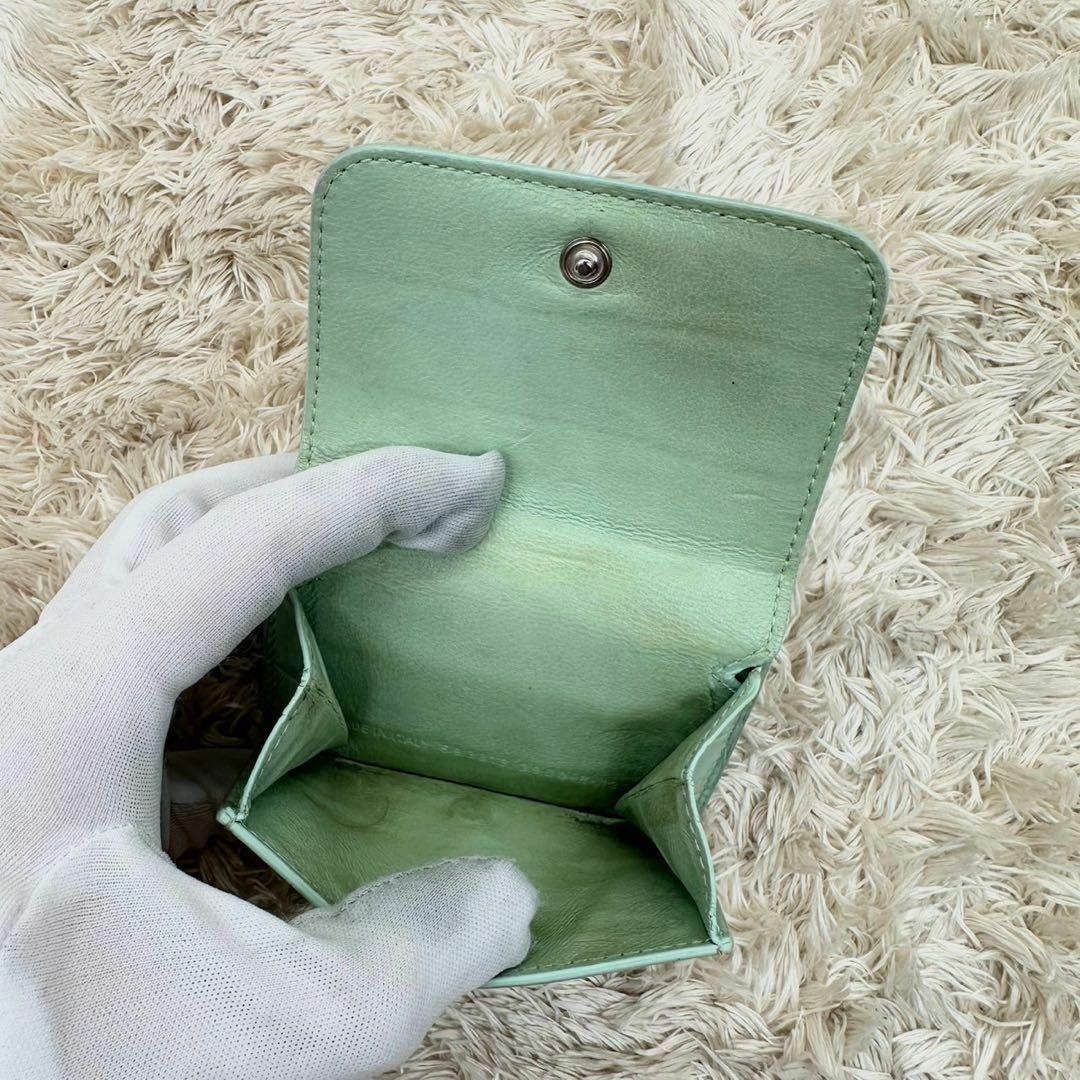 BALENCIAGA - 【美品】バレンシアガ 三つ折財布 グリーン クロコ BALENCIAGA - 【美品】バレンシアガ 三つ折財布 グリーン クロコ