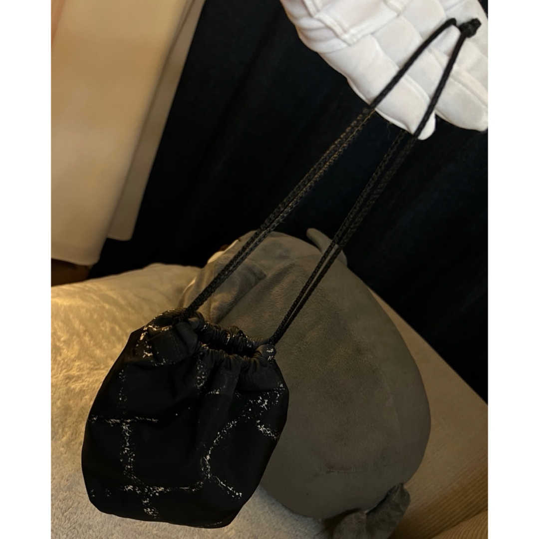 CHANEL - 正規品 CHANEL シャネル 旧トラベルライン 巾着 ポーチ CHANEL - 正規品 CHANEL シャネル 旧トラベルライン 巾着 ポーチ