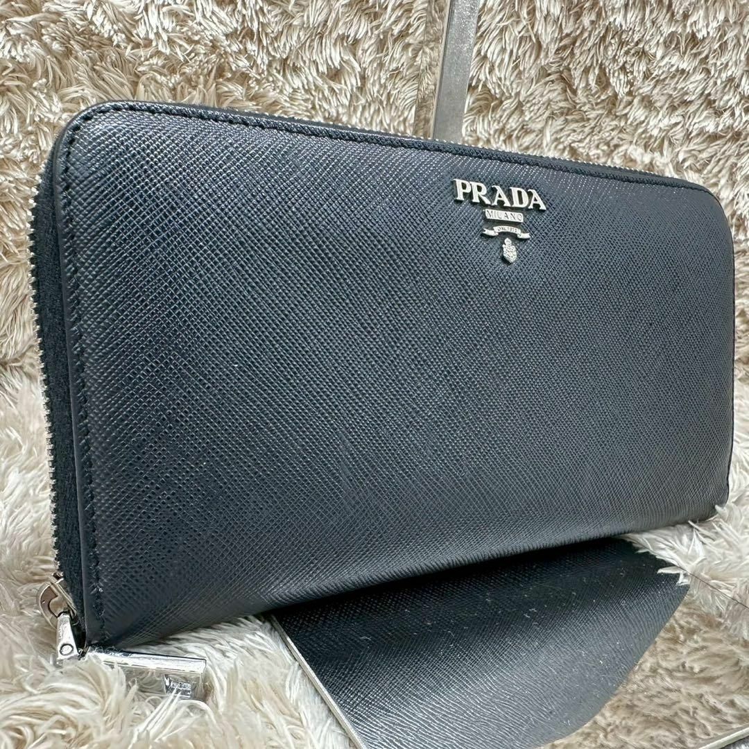 PRADA - 【美品】プラダ 長財布 ラウンドファスナー ネイビー PRADA - 【美品】プラダ 長財布 ラウンドファスナー ネイビー