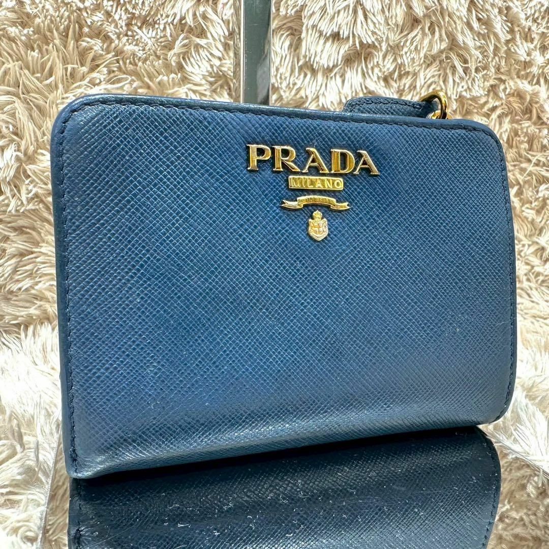 PRADA - 【美品】プラダ 二つ折り財布 ブルー サフィアーノ PRADA - 【美品】プラダ 二つ折り財布 ブルー サフィアーノ