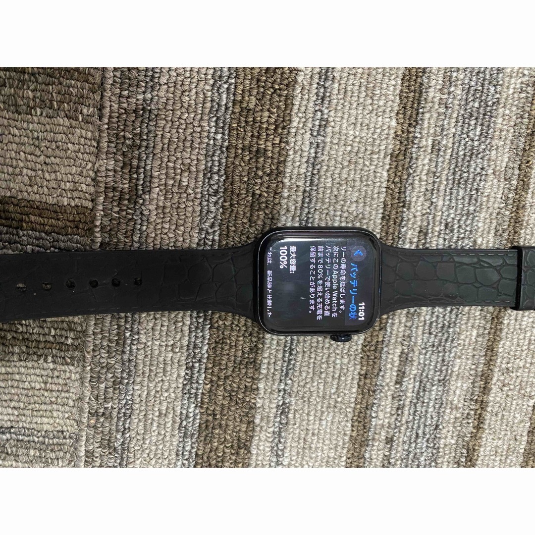 Apple Watch SE 第2世代 . サイズ···44mm