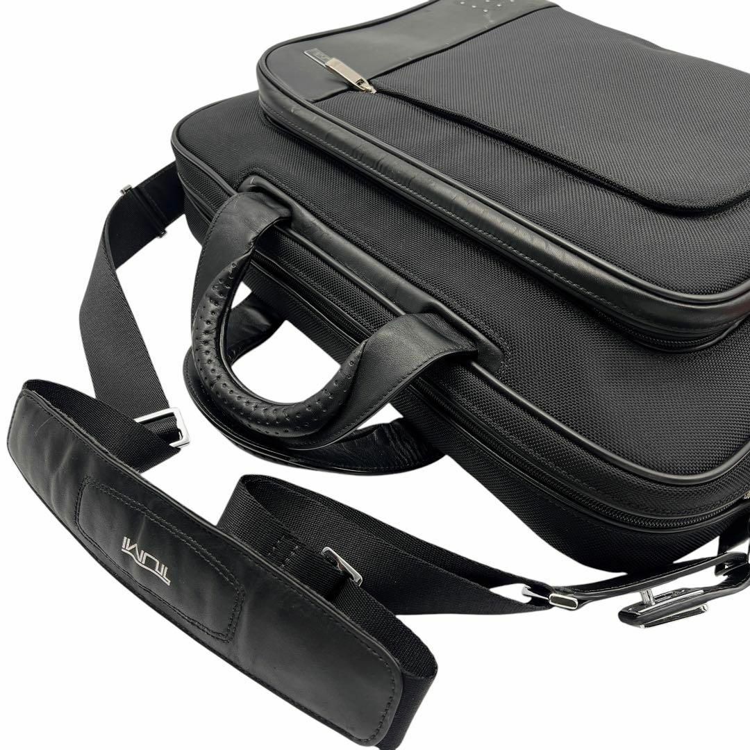 TUMI - TUMI ブラック 2wayバッグ ビジネスバッグ メンズ 8873の TUMI - TUMI ブラック 2wayバッグ ビジネスバッグ メンズ 8873の