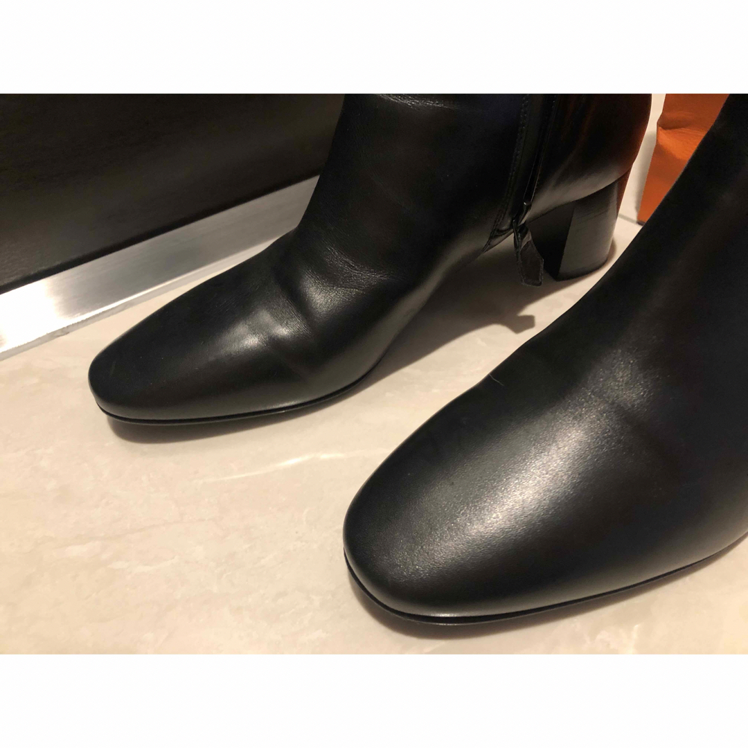 HERMES - HERMES 黒 レザーブーツ 中ヒールの通販 by 10/18-27は HERMES - HERMES 黒 レザーブーツ 中ヒールの通販 by 10/18-27は
