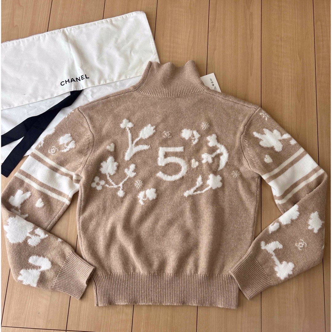 CHANEL - 新品未使用 24N ココネージュ プルオーバー CHANEL - 新品未使用 24N ココネージュ プルオーバー