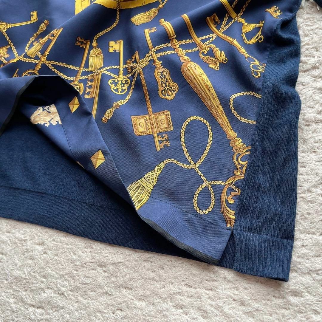 HERMES - エルメス ニット スカーフ柄 切替 シルク カシミヤ混 HERMES - エルメス ニット スカーフ柄 切替 シルク カシミヤ混