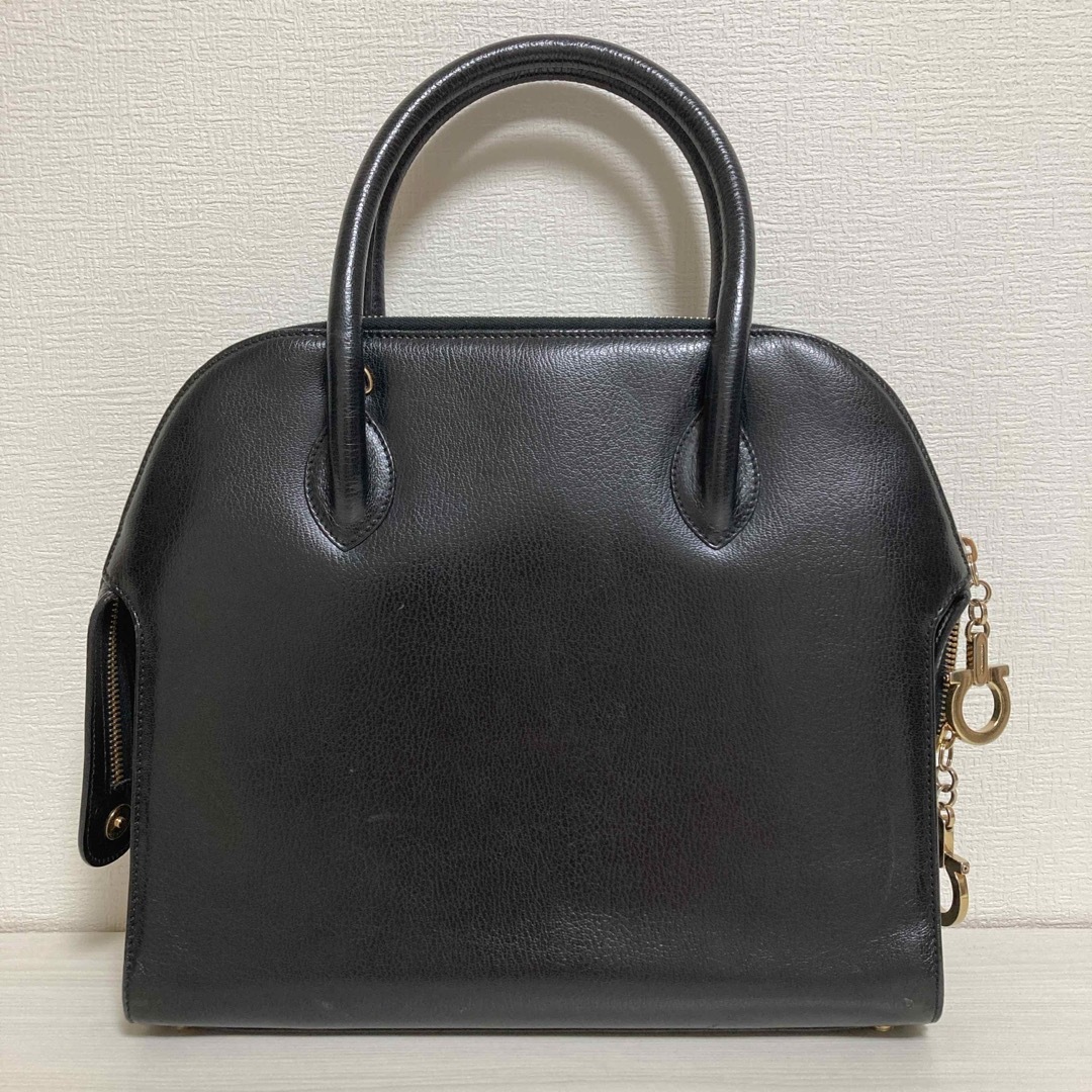 Salvatore Ferragamo - サルバトーレフェラガモ ヴィンテージ Salvatore Ferragamo - サルバトーレフェラガモ ヴィンテージ