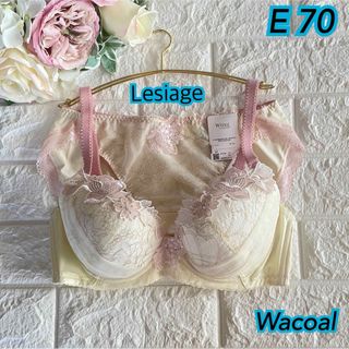 Wing lesiage(WACOAL)(ブラ&ショーツセット)のフリマ Wing lesiage(WACOAL)(ブラ&ショーツセット)のフリマ