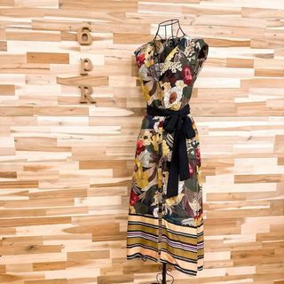 ZARA(ロングワンピース/マキシワンピース)のフリマアイテム一覧 ZARA(ロングワンピース/マキシワンピース)のフリマアイテム一覧