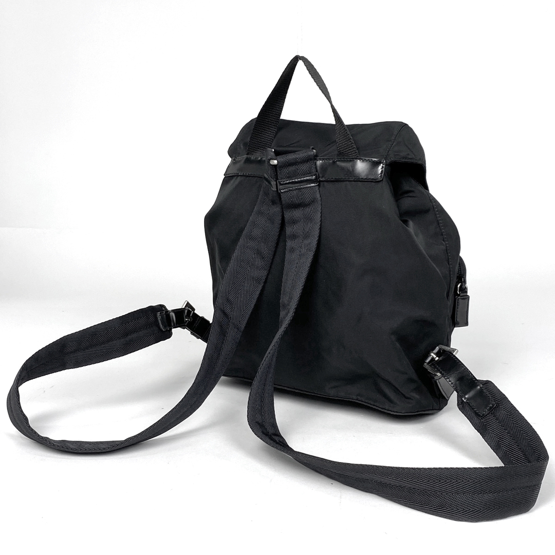 PRADA - プラダ ロゴプレート リュックサック レディース 【中古 PRADA - プラダ ロゴプレート リュックサック レディース 【中古