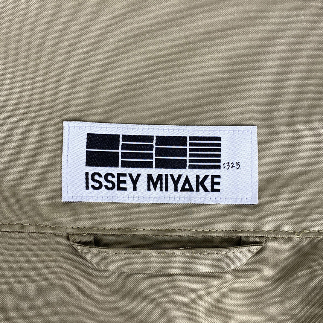 ISSEY MIYAKE - イッセイミヤケ スプリングコート メンズ 2 ISSEY MIYAKE - イッセイミヤケ スプリングコート メンズ 2