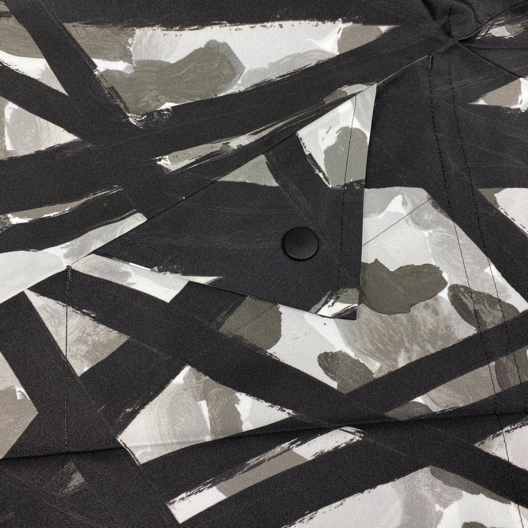 ISSEY MIYAKE - イッセイミヤケ ジップアップ ポンチョ メンズ 3 ISSEY MIYAKE - イッセイミヤケ ジップアップ ポンチョ メンズ 3