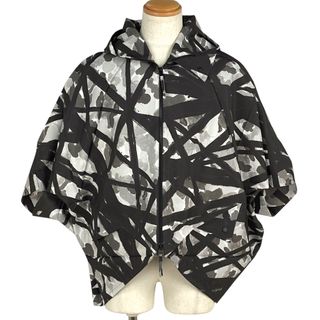 ISSEY MIYAKE(ジャケット/アウター)のフリマアイテム一覧 ISSEY MIYAKE(ジャケット/アウター)のフリマアイテム一覧