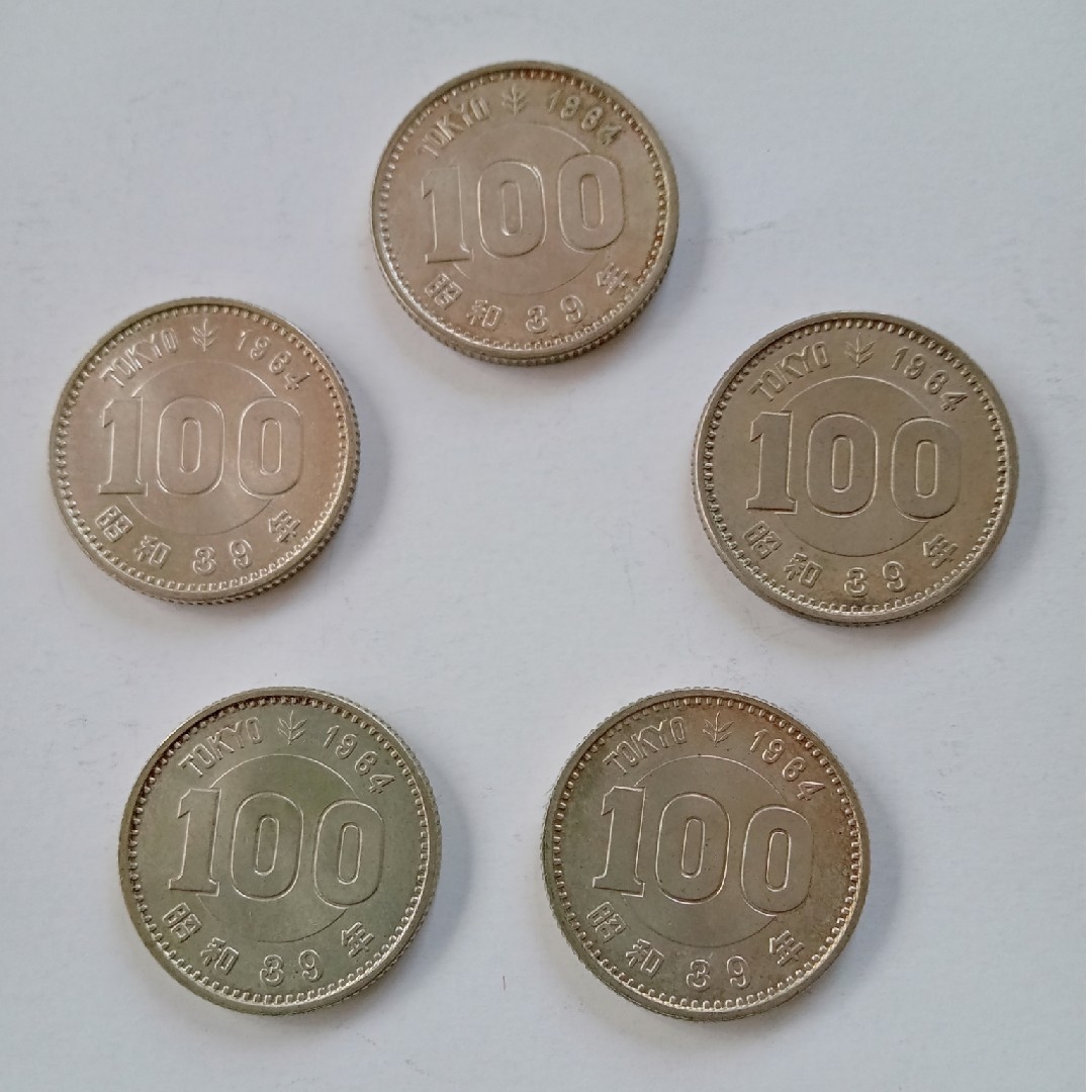専用です☆東京オリンピック 1964年 100円記念硬貨の通販 by ろ 専用です☆東京オリンピック 1964年 100円記念硬貨の通販 by ろ