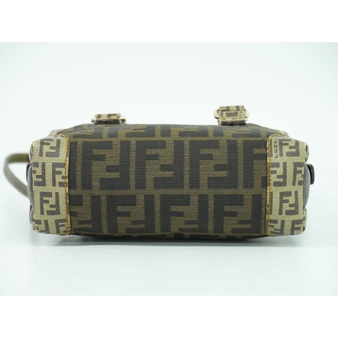 FENDI - 本物 フェンディ FENDI ズッカ 2WAY ショルダーバッグ FENDI - 本物 フェンディ FENDI ズッカ 2WAY ショルダーバッグ