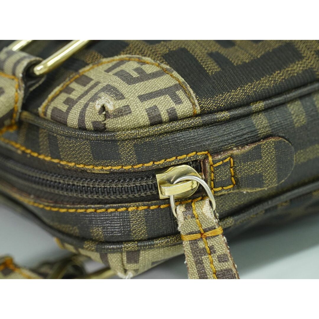 FENDI - 本物 フェンディ FENDI ズッカ 2WAY ショルダーバッグ FENDI - 本物 フェンディ FENDI ズッカ 2WAY ショルダーバッグ