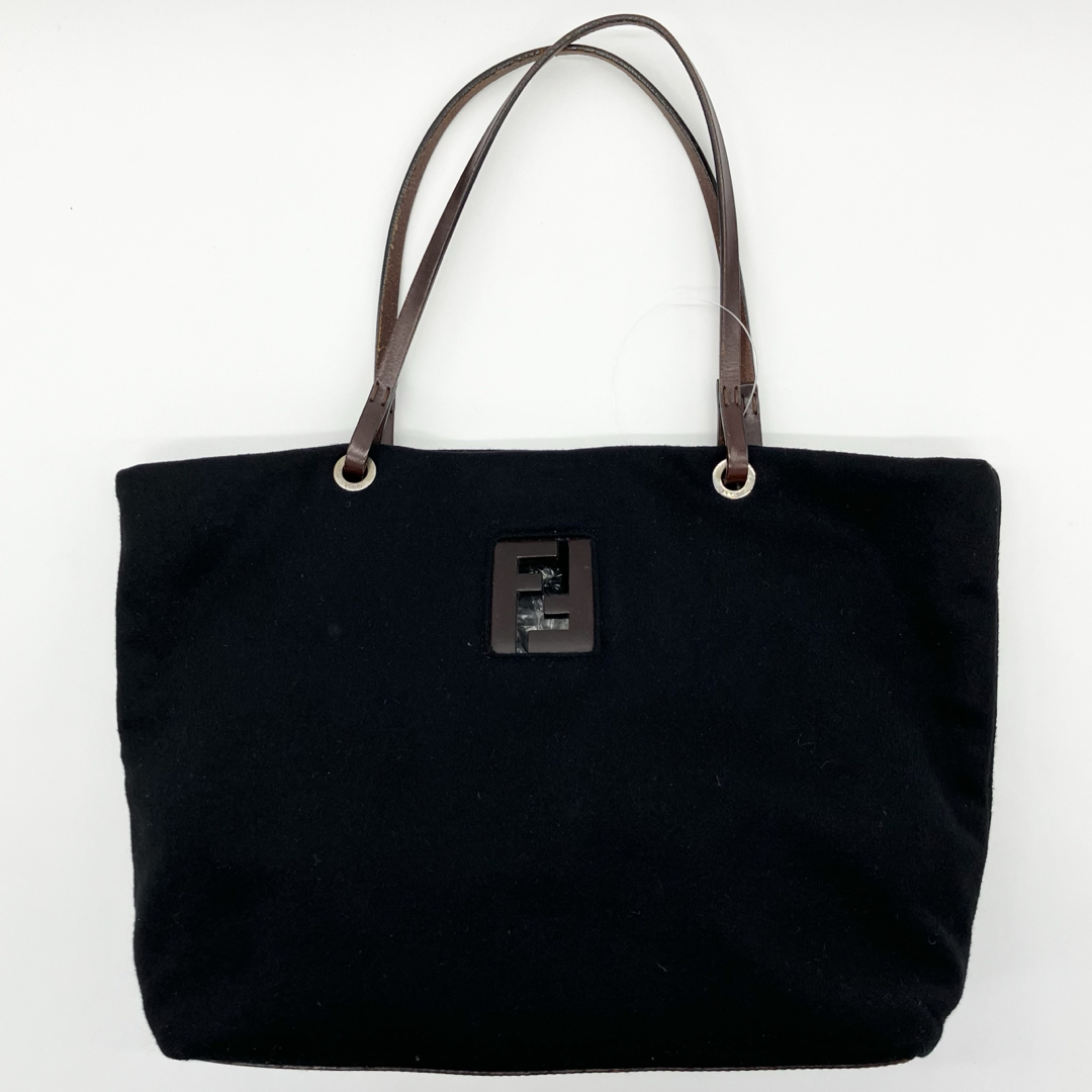 FENDI - FENDI FFロゴ フェルトトートバッグ ブラックの通販 by FENDI - FENDI FFロゴ フェルトトートバッグ ブラックの通販 by