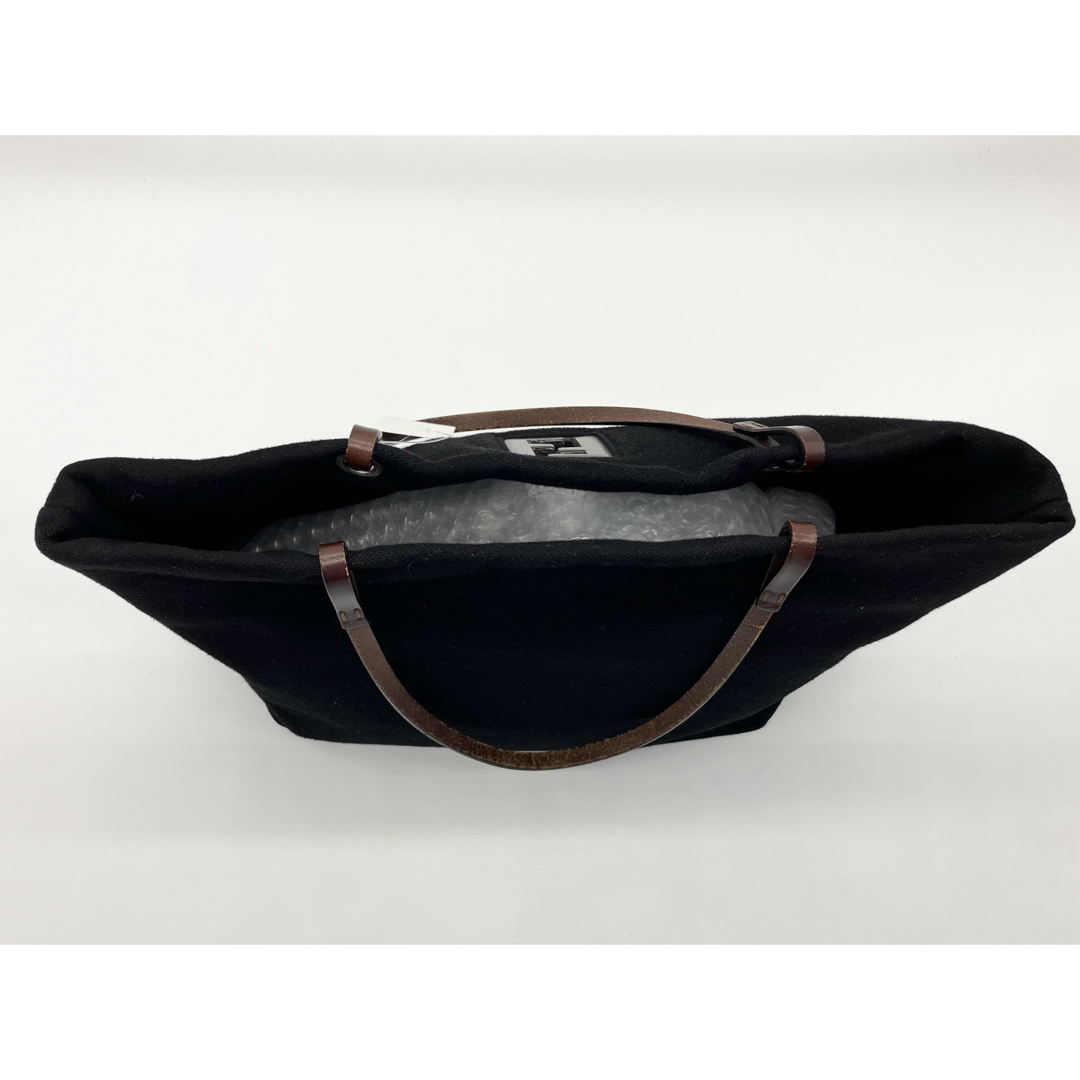 FENDI - FENDI FFロゴ フェルトトートバッグ ブラックの通販 by FENDI - FENDI FFロゴ フェルトトートバッグ ブラックの通販 by